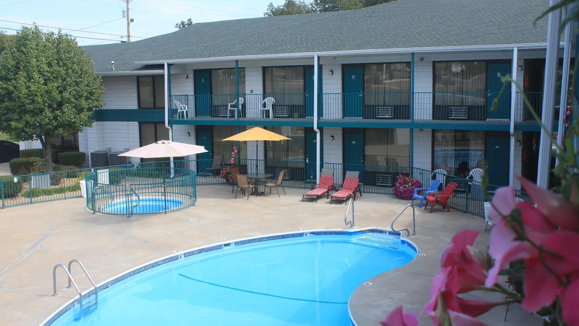 Couples Hotels in the USA: 7 Properties Worth Booking